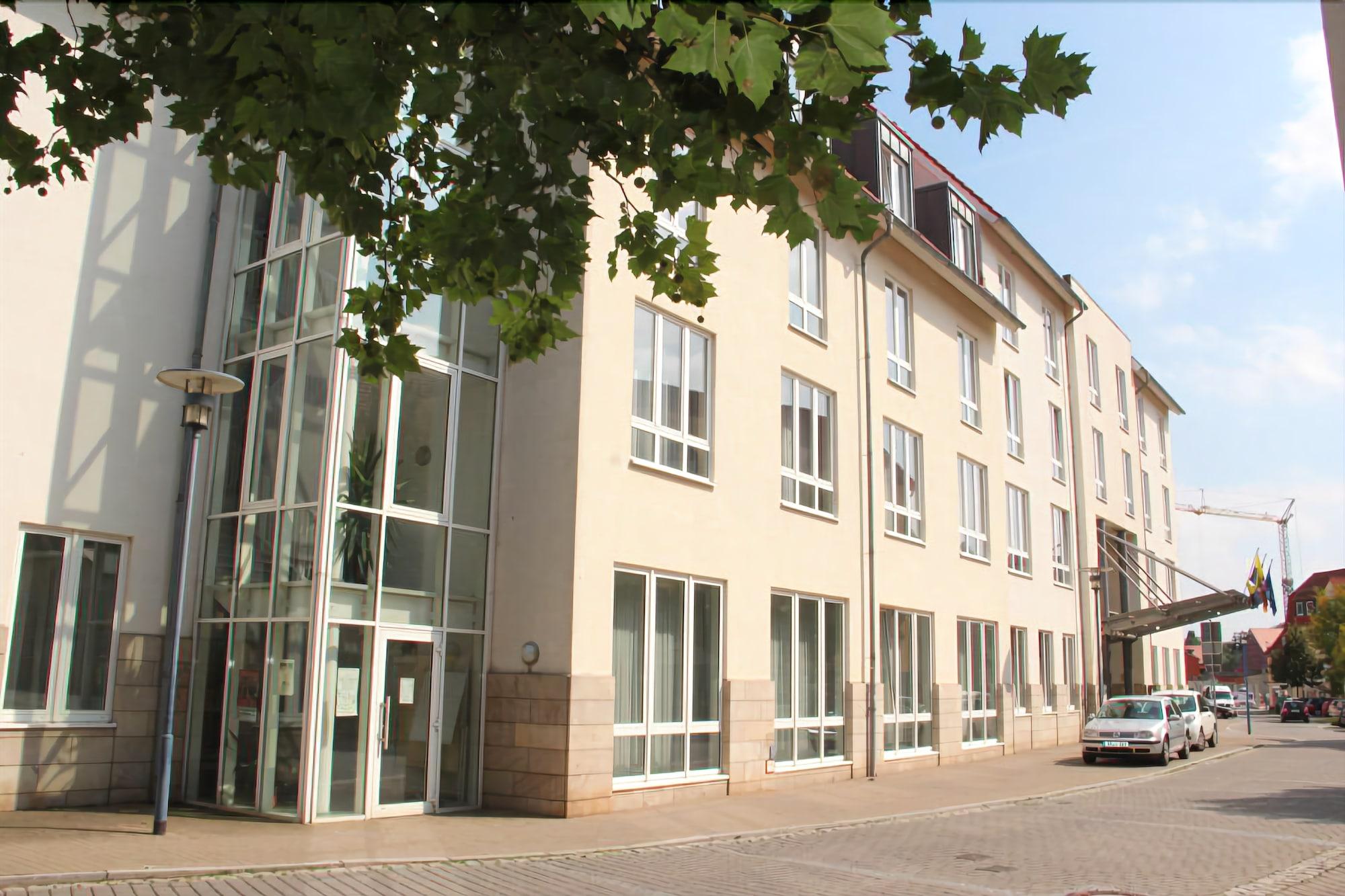 Hotel Ascania Aschersleben Bagian luar foto