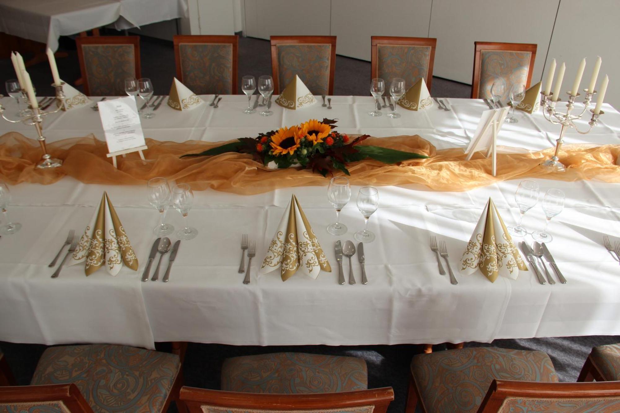 Hotel Ascania Aschersleben Bagian luar foto